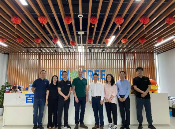 深化互信，共探新局｜赛默飞高层到访百趣生物，共话多组学合作新方向(图1)